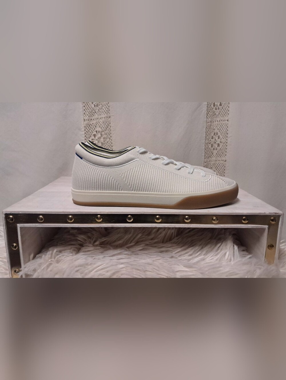 Rothy's Cream "The Lace Up" Knit Sneakers with Gum Sole Size 11 - Picture 5 of 6
